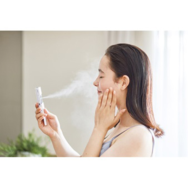 FESTINO（フェスティノ）　充電式フェイシャルハンディミスト　ホワイト